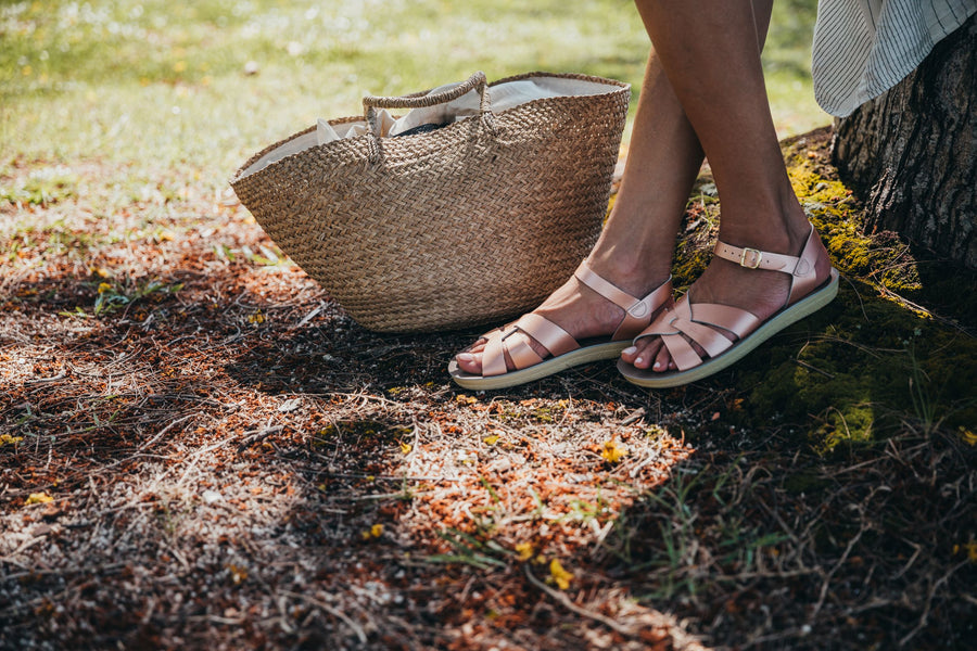 Salt-Water Sandals | Adult Swimmer | Rose Gold