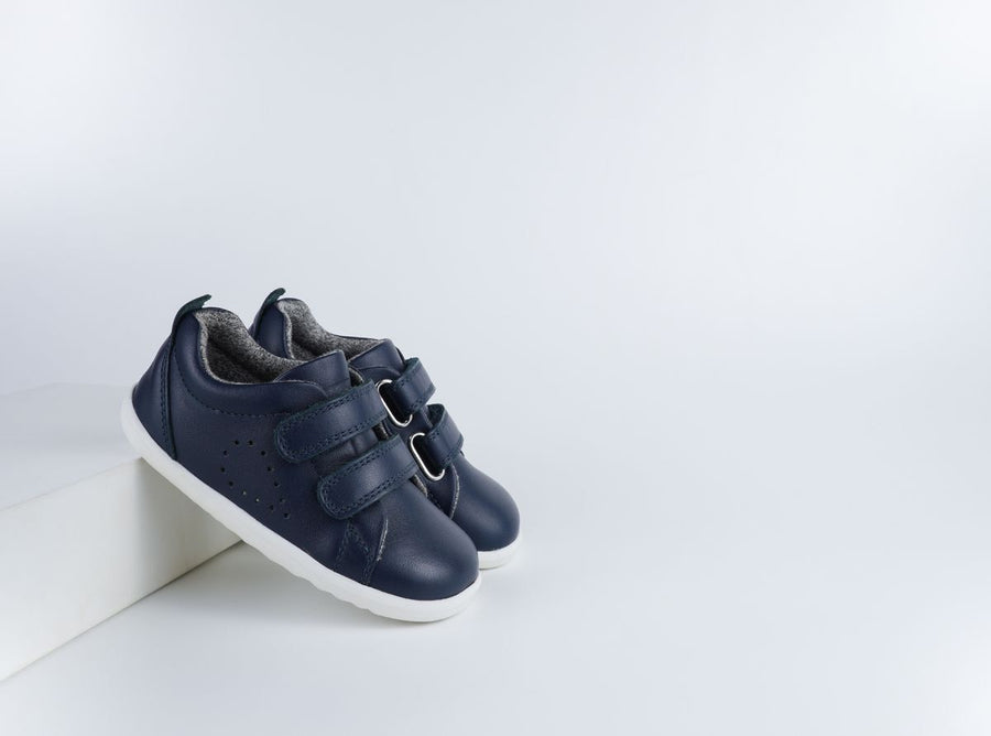 Bobux Grass Court Step Up Velcro trainers|Navy